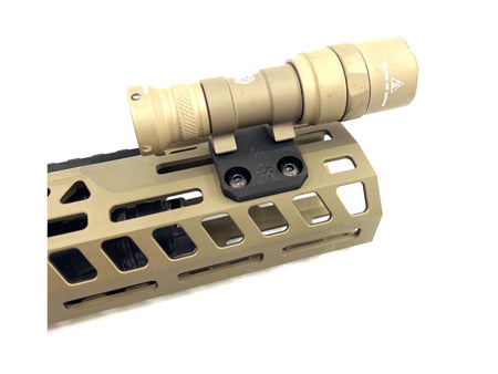 [Airsoft Artisan] MCX SPEAR LT Mlok Light Mount [DE]